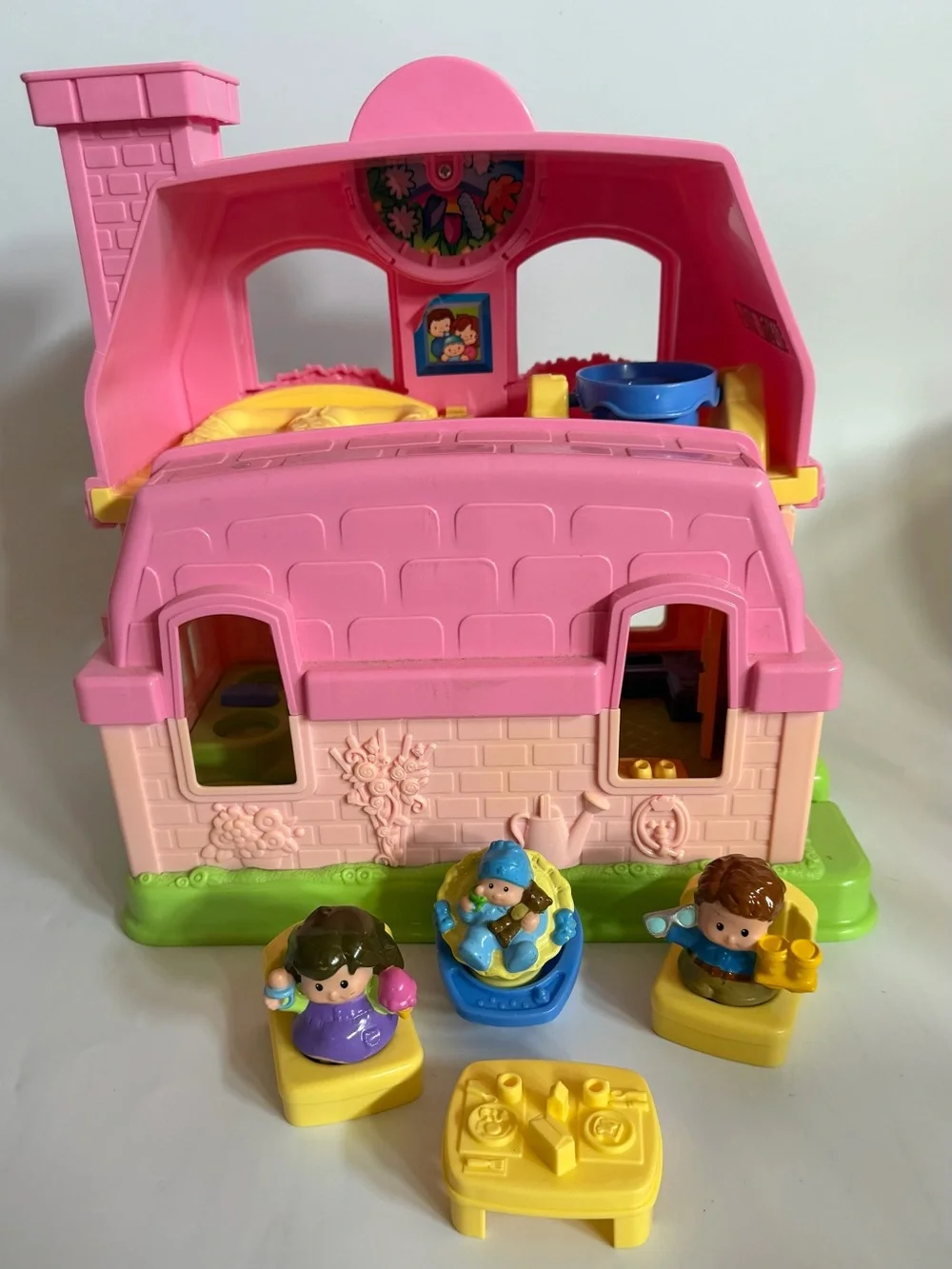 Fisher-Price Little People Happy Sounds Home Dollhouse